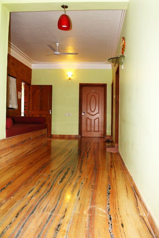 White Pearl Guest House Морджим Номер фото