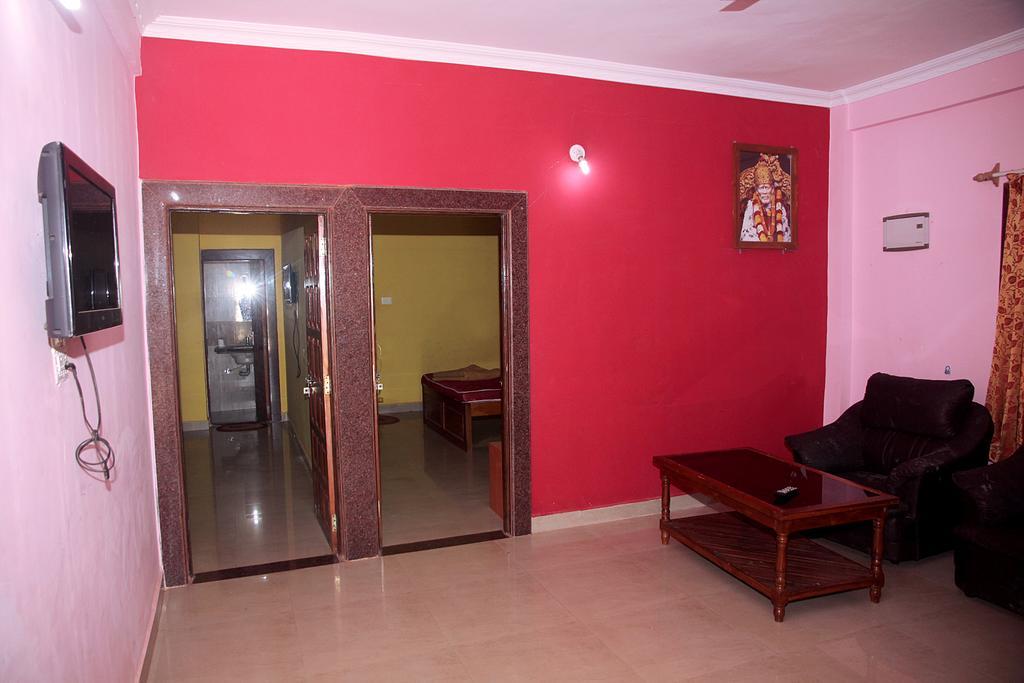 White Pearl Guest House Морджим Номер фото